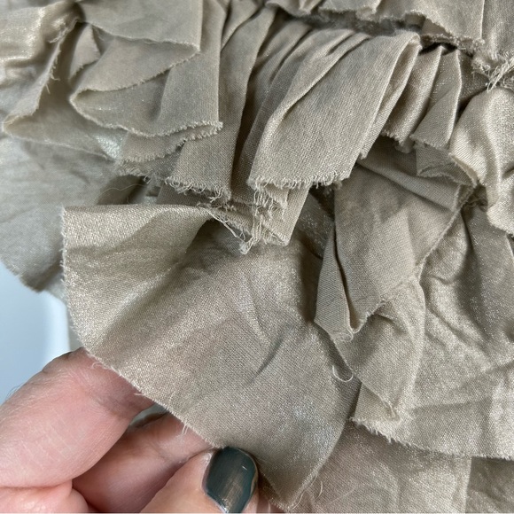 J.Crew sleeveless with ruffles metallic fabric 100 % cotton dressy top Size 0 - Picture 3 of 13